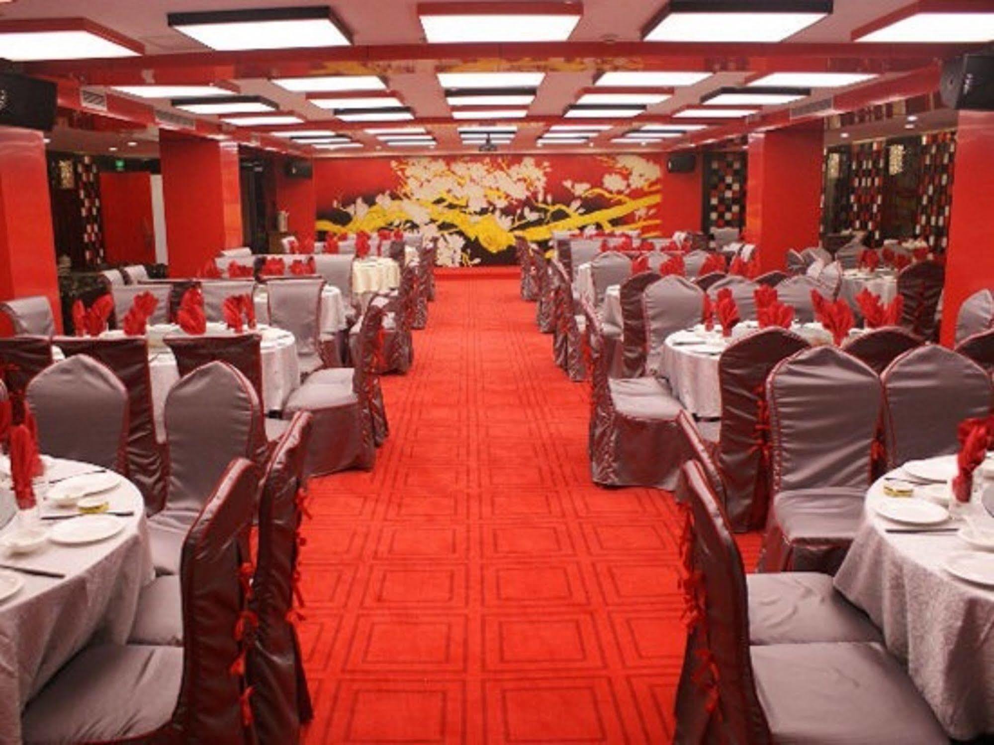 Beijing Jiang Tai Hotel  Bagian luar foto